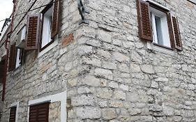 Apartments Stonehouse